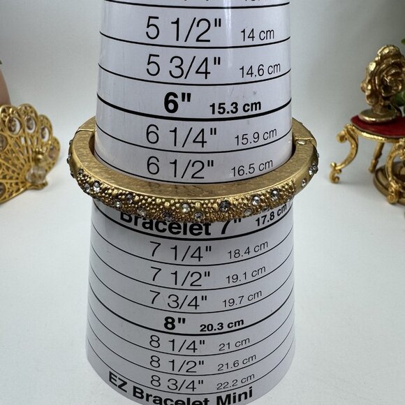 BRIGHTON Gold Tone & Clear Crystals Hammered Hinged Bracelet 6.3/4 - Picture 5 of 10